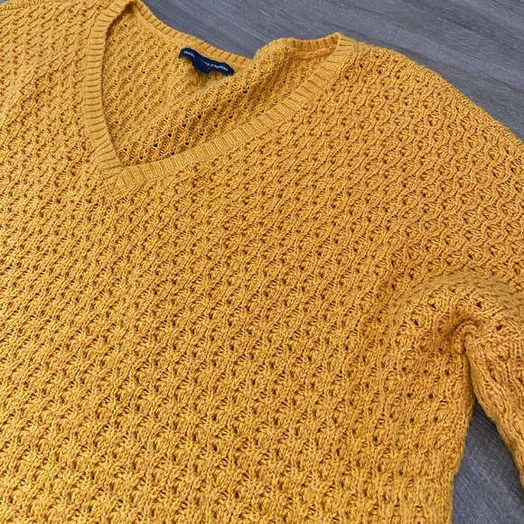 Yellow American Eagle V-Neck Sweatshirt - Picture 2 of 3
